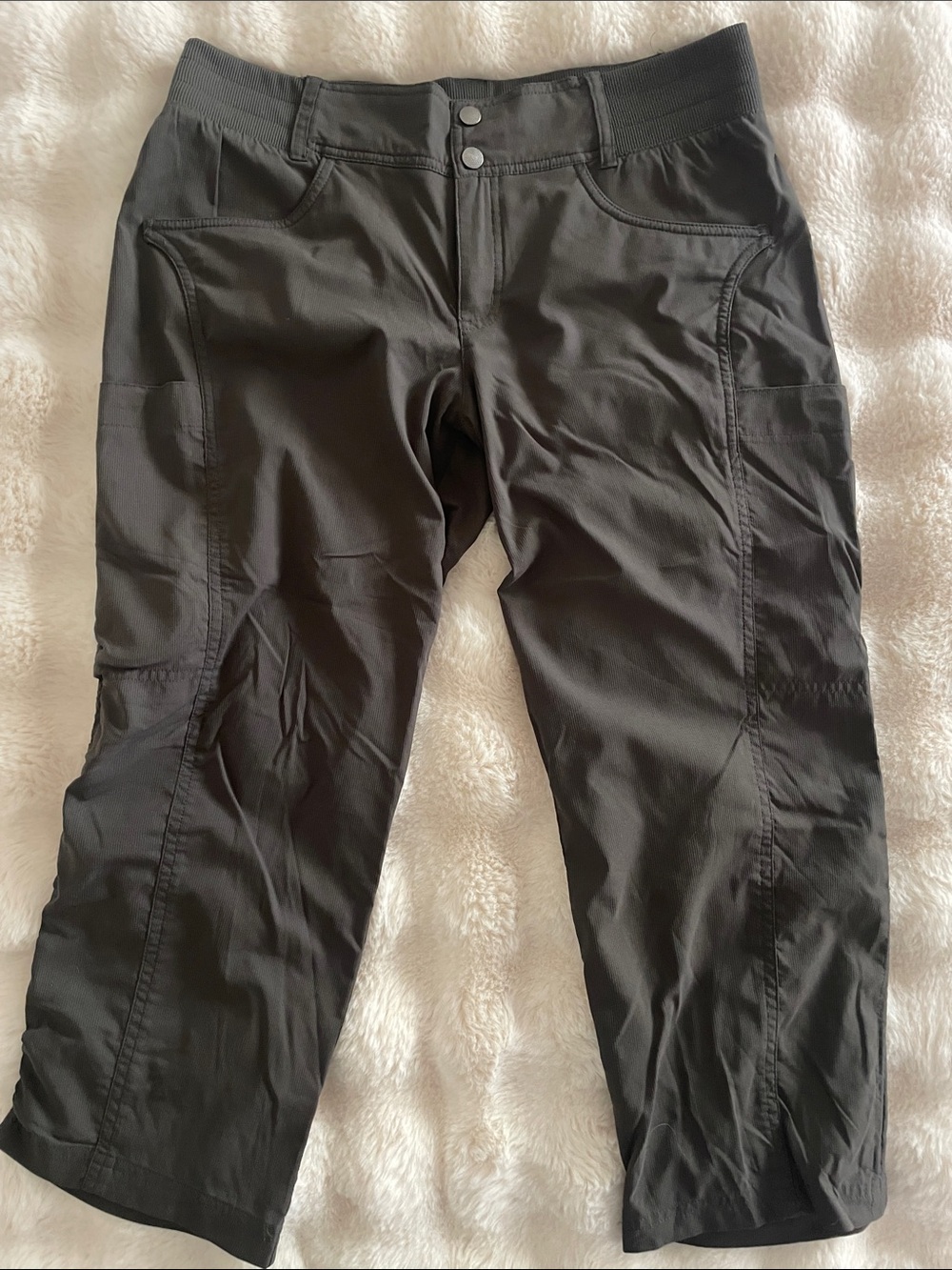Title Nine Black Capris with Utility Pockets